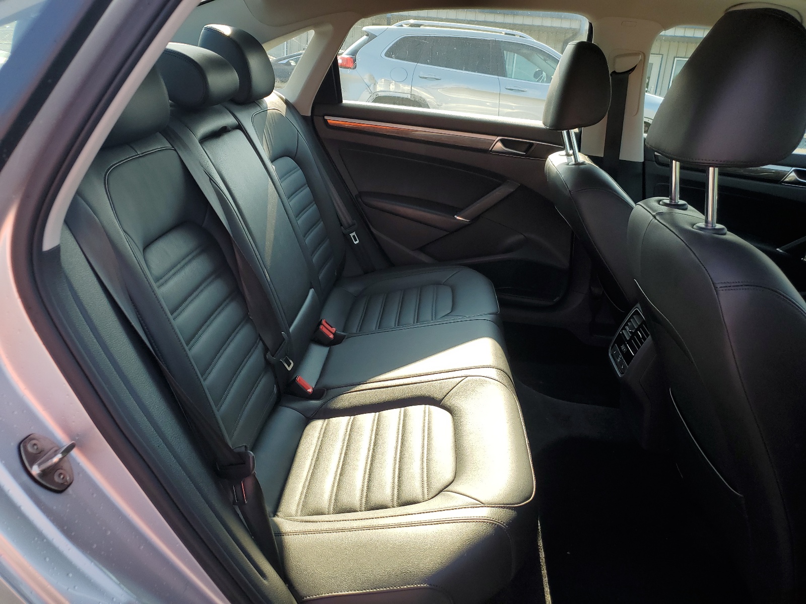 1VWCA7A35JC022729 2018 Volkswagen Passat Sel Premium