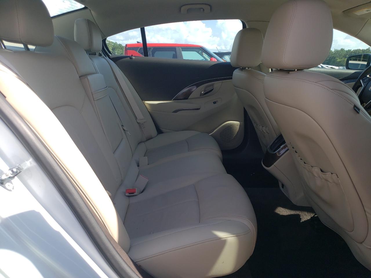 2015 Buick LaCrosse - Image 11