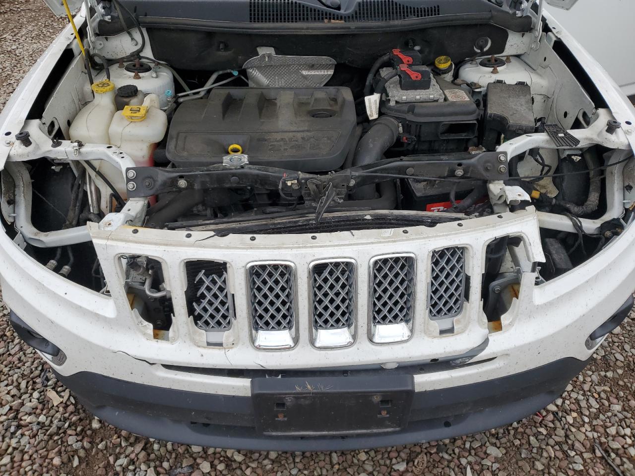 1C4NJDEB0GD768603 2016 Jeep Compass Latitude