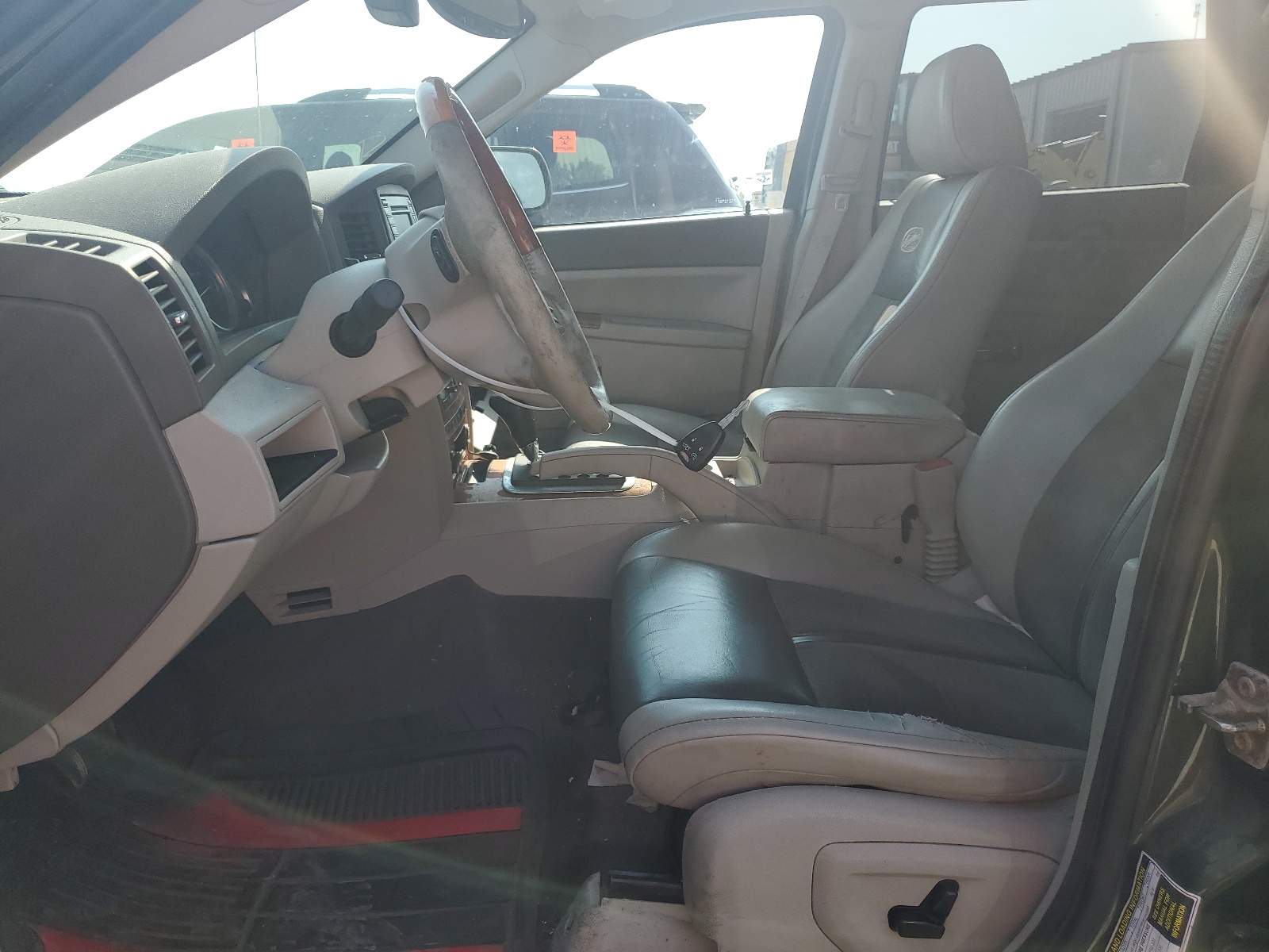 1J8HR68297C557072 2007 Jeep Grand Cherokee Overland