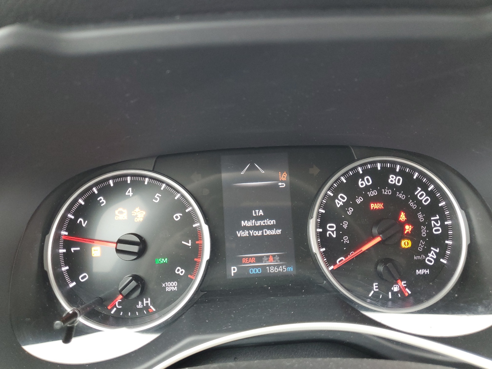 2T3P1RFV1MW163437 2021 Toyota Rav4 Xle