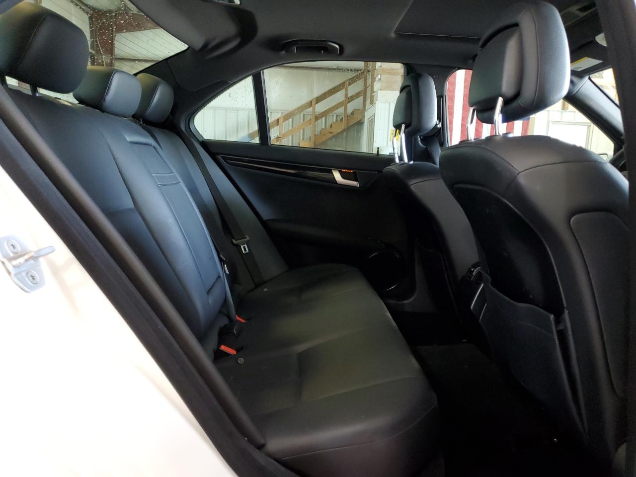 2013 Mercedes-Benz C 350 VIN: WDDGF5HB2DR271844 Lot: 61610124