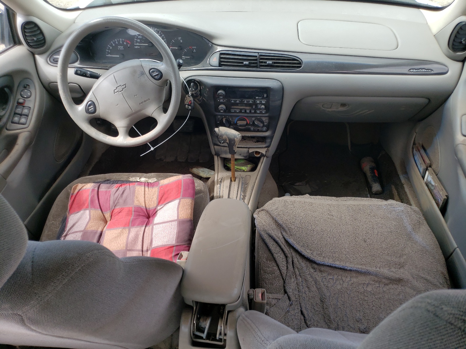 1G1ND52J82M620371 2002 Chevrolet Malibu