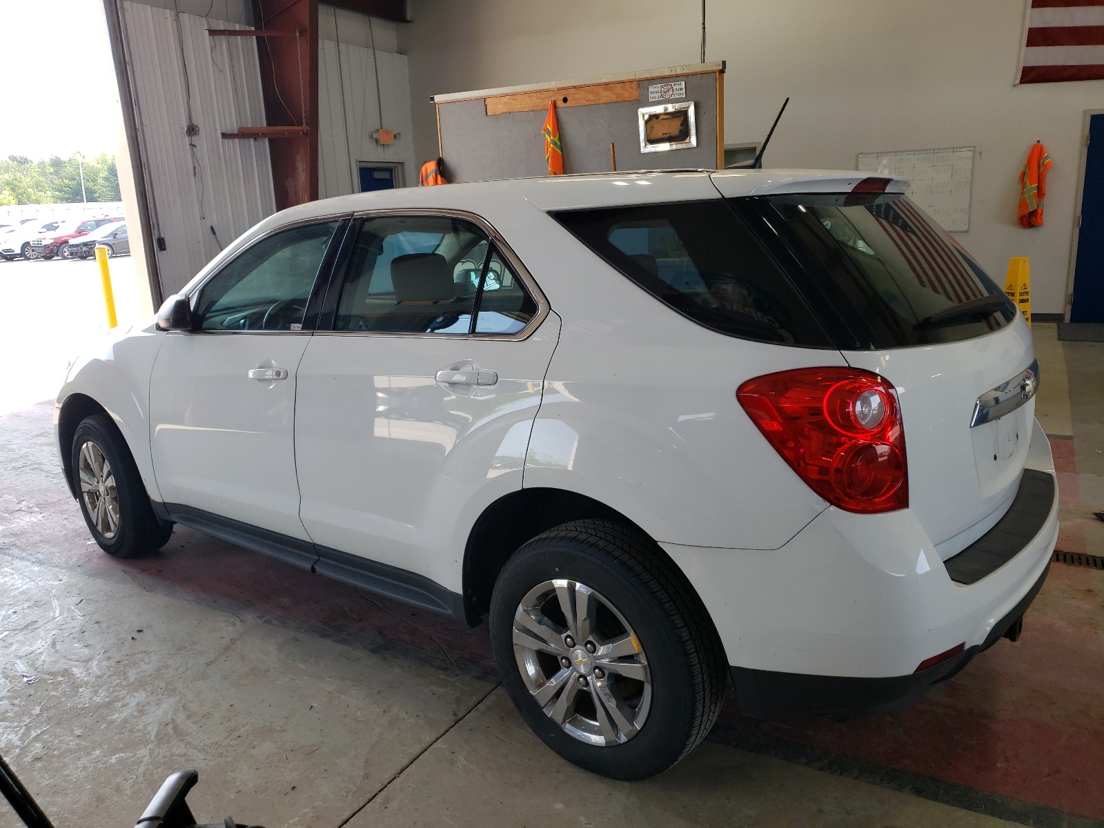 2014 Chevrolet Equinox Ls vin: 2GNALAEKXE6343139