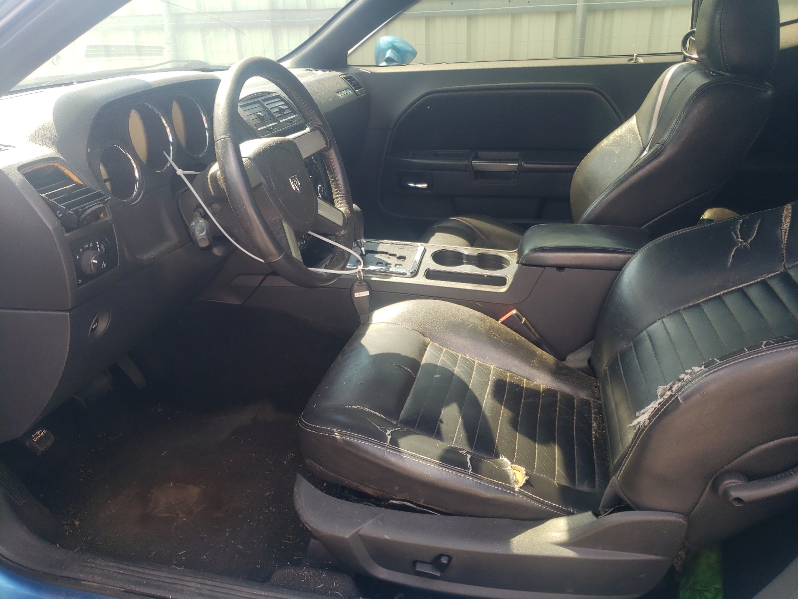 2B3CJ5DT0AH102828 2010 Dodge Challenger R/T