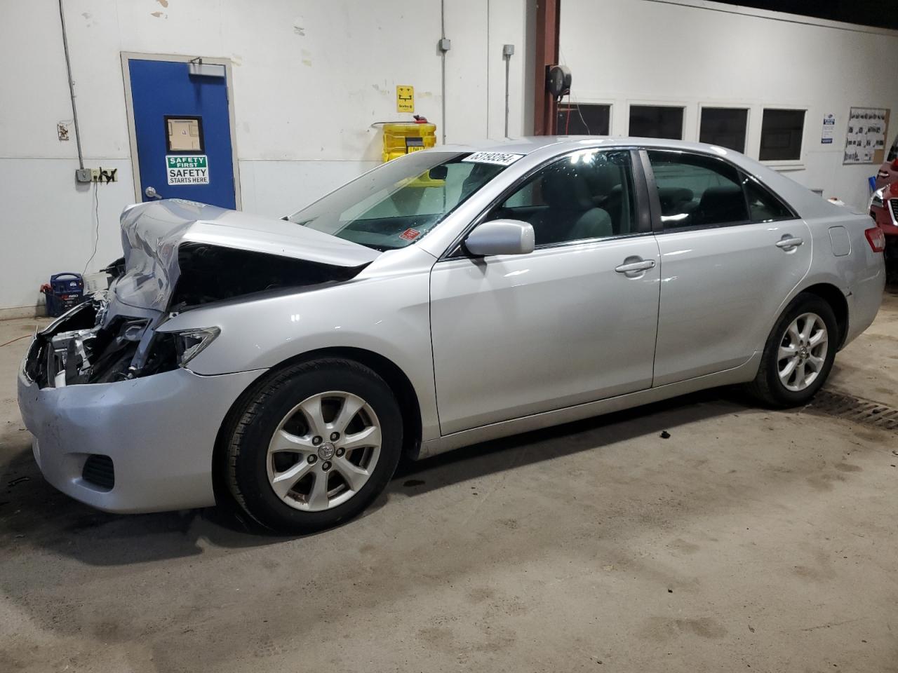 4T1BF3EK0BU667337 2011 Toyota Camry Base