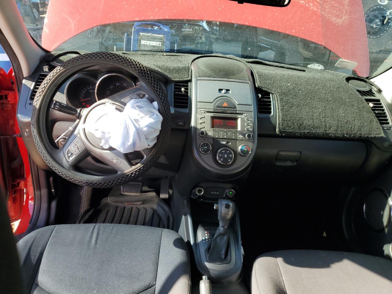 2011 Kia Soul + VIN: KNDJT2A27B7301740 Lot: 61673674