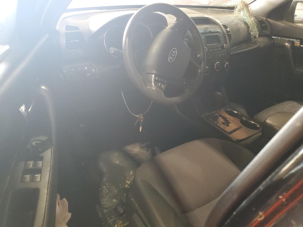 2012 Kia Sorento Base VIN: 5XYKT3A12CG245762 Lot: 62965214