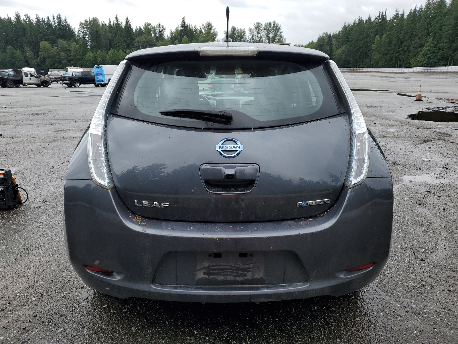 1N4AZ0CP2DC405225 2013 Nissan Leaf S