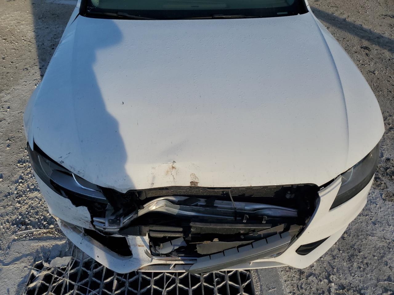 2011 Audi A4 Premium VIN: WAUAFAFL2BN040349 Lot: 63768664