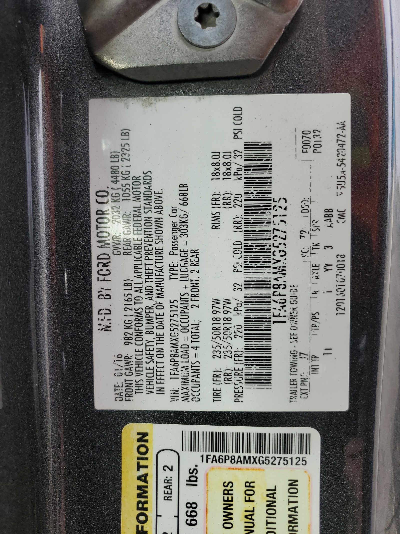 1FA6P8AMXG5275125 2016 Ford Mustang