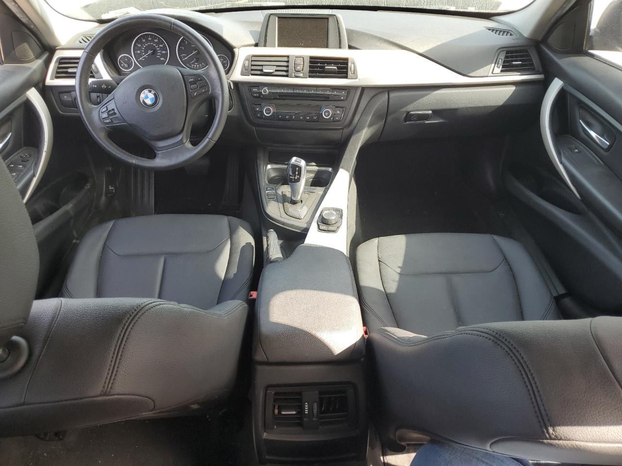 WBA3C3G53FNT51002 2015 BMW 320 I xDrive