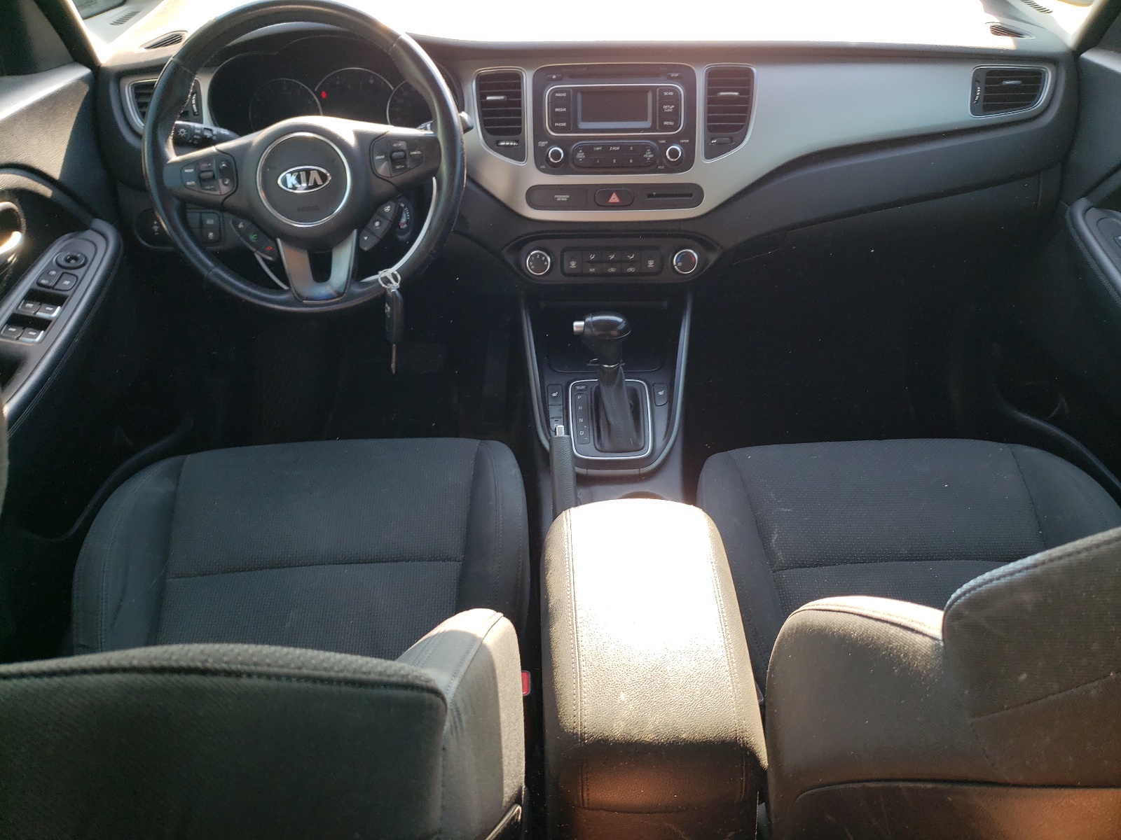 KNAHT8A33E7056088 2014 Kia Rondo