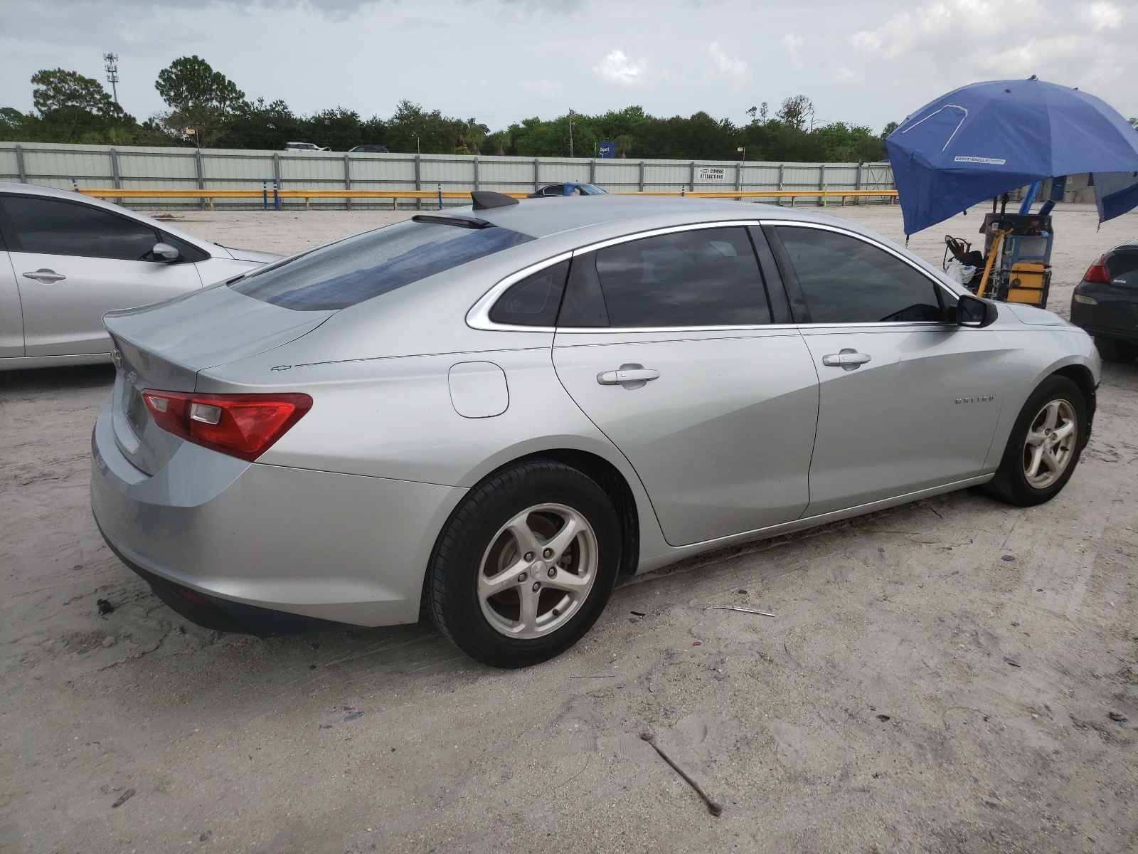 2017 Chevrolet Malibu Ls vin: 1G1ZB5ST7HF237673