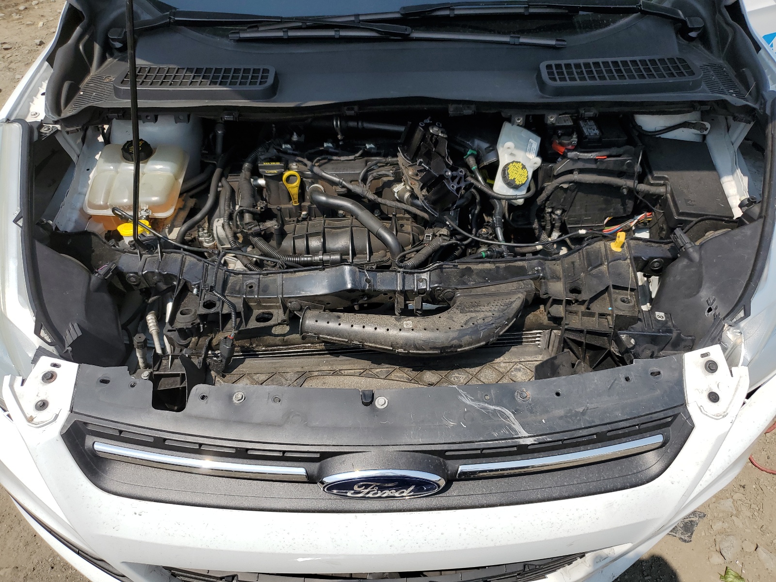 1FMCU9GX2GUB85689 2016 Ford Escape Se