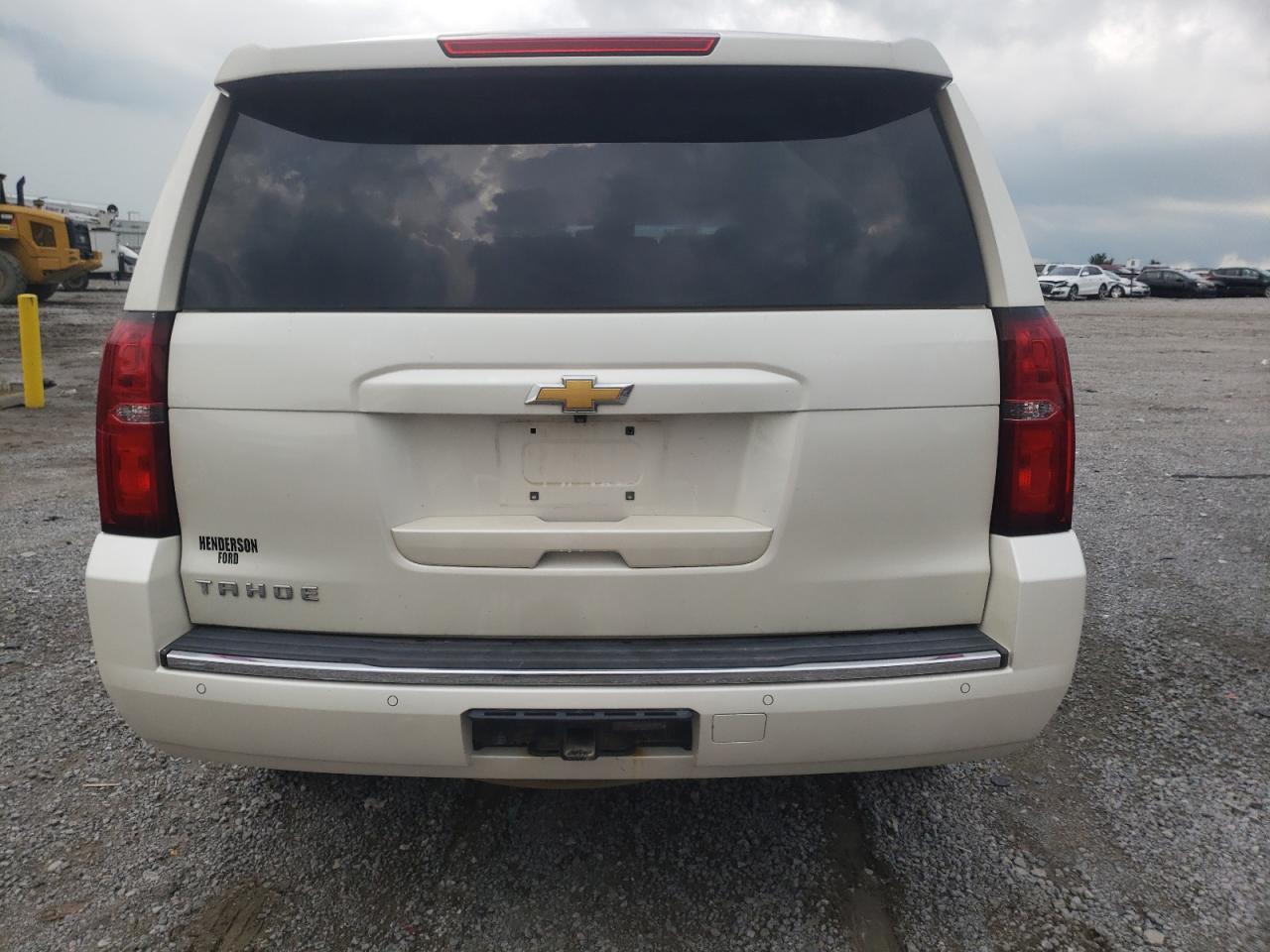 VIN 1GNSKCKC0FR274273 2015 CHEVROLET TAHOE no.6