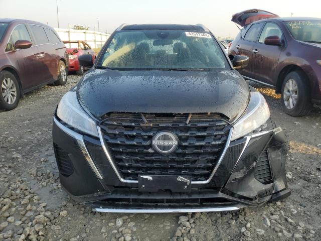  NISSAN KICKS 2024 Czarny
