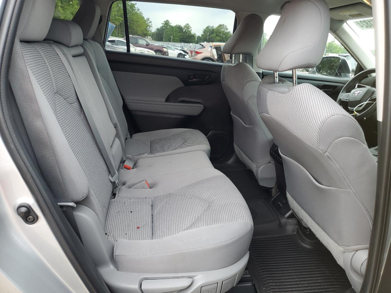 2022 Toyota Highlander L VIN: 5TDBZRBH5NS253261 Lot: 64671824