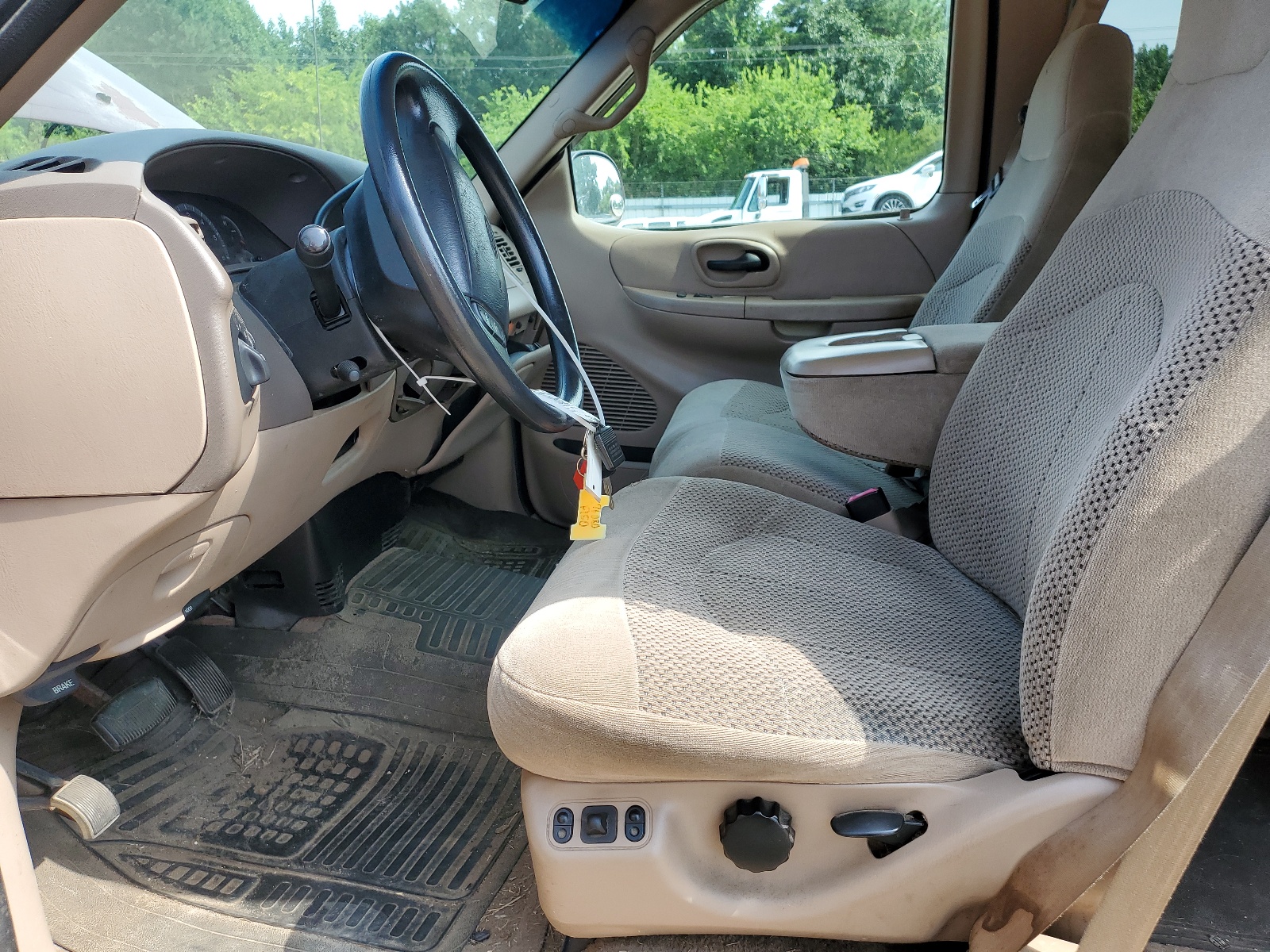 1FTRX17W0XNB41070 1999 Ford F150