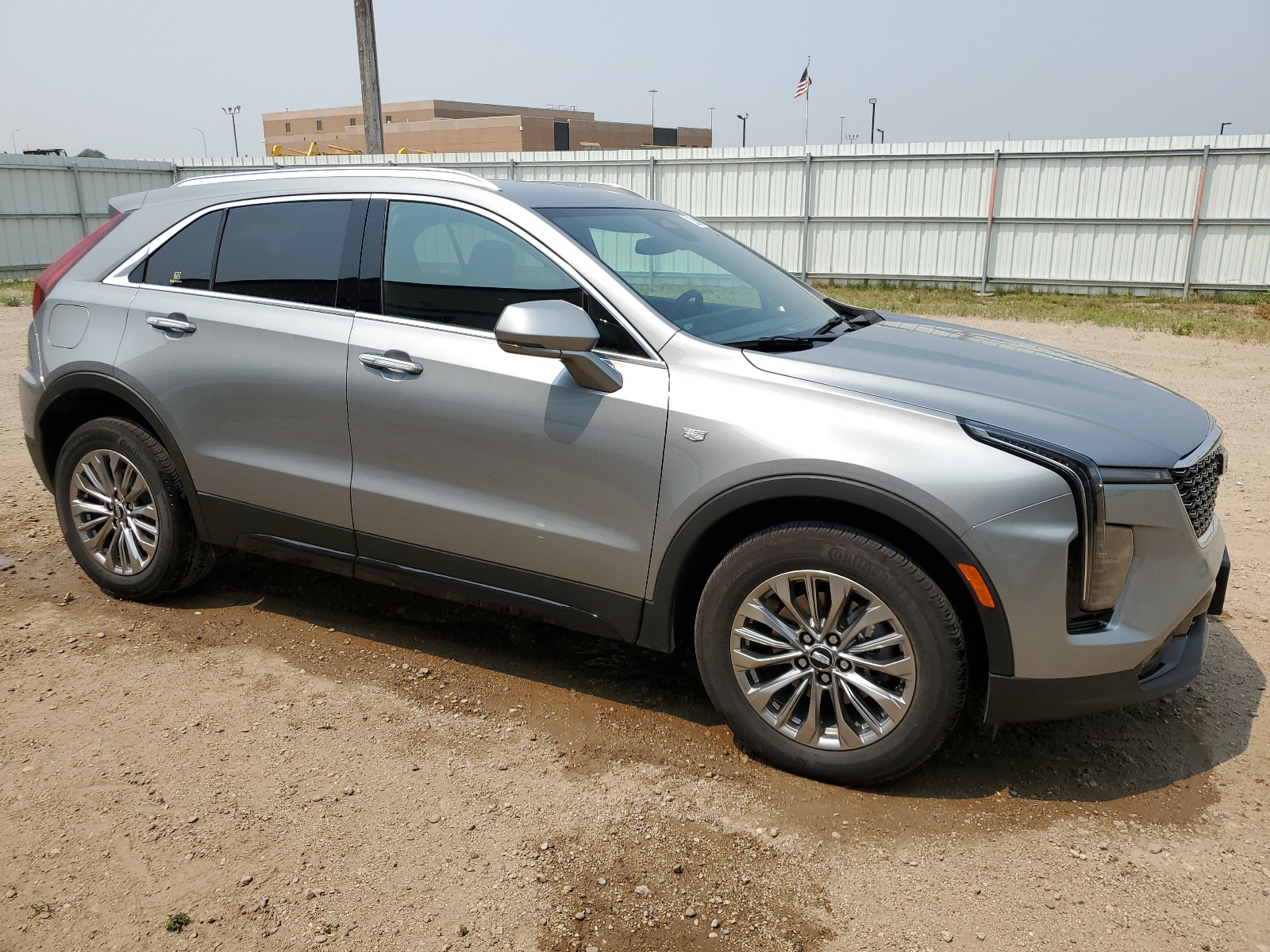 2024 Cadillac Xt4 Premium Luxury vin: 1GYFZDR44RF210408