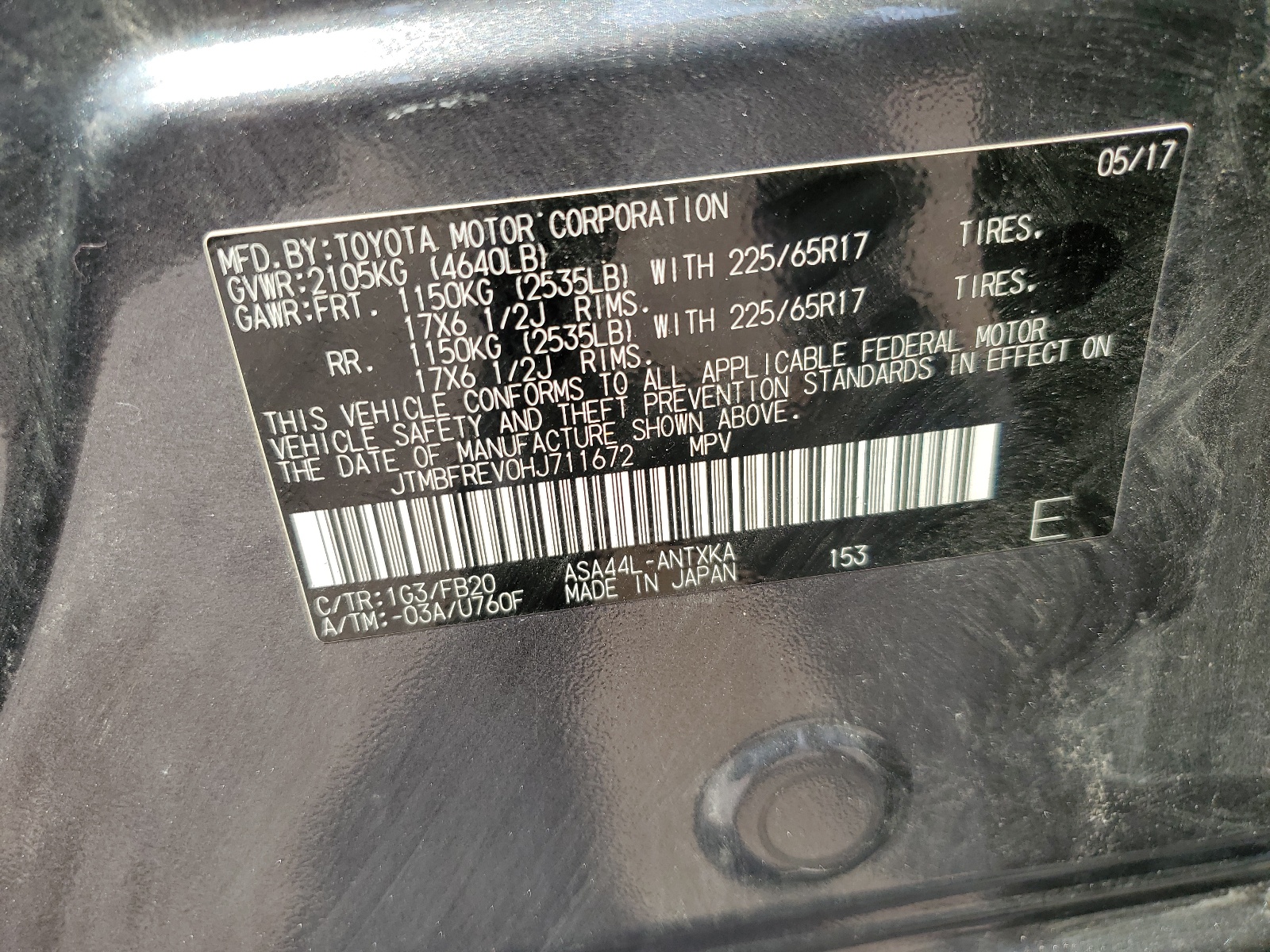 JTMBFREV0HJ711672 2017 Toyota Rav4 Le