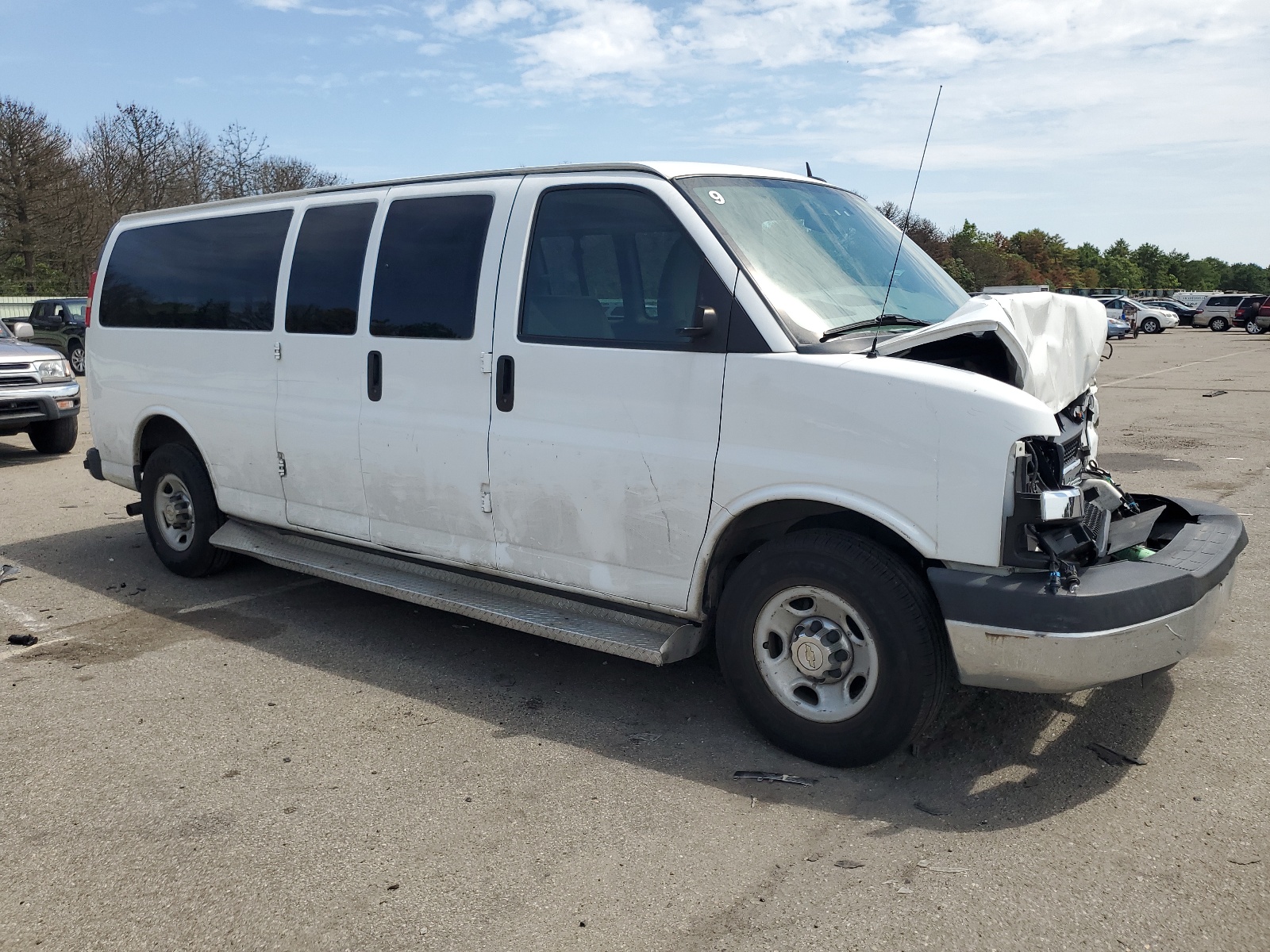 1GAZG1FG7E1180066 2014 Chevrolet Express G3500 Lt