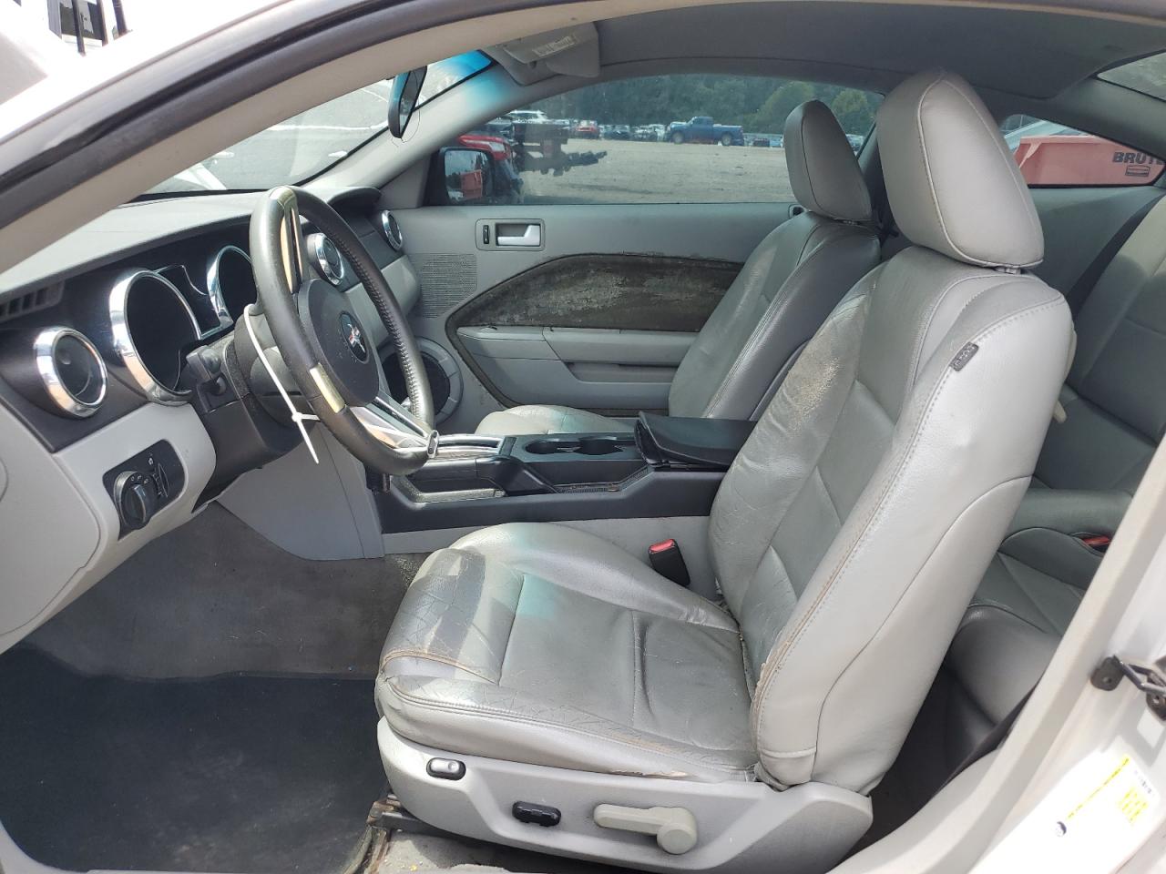 2008 Ford Mustang VIN: 1ZVHT80N985188162 Lot: 65151104