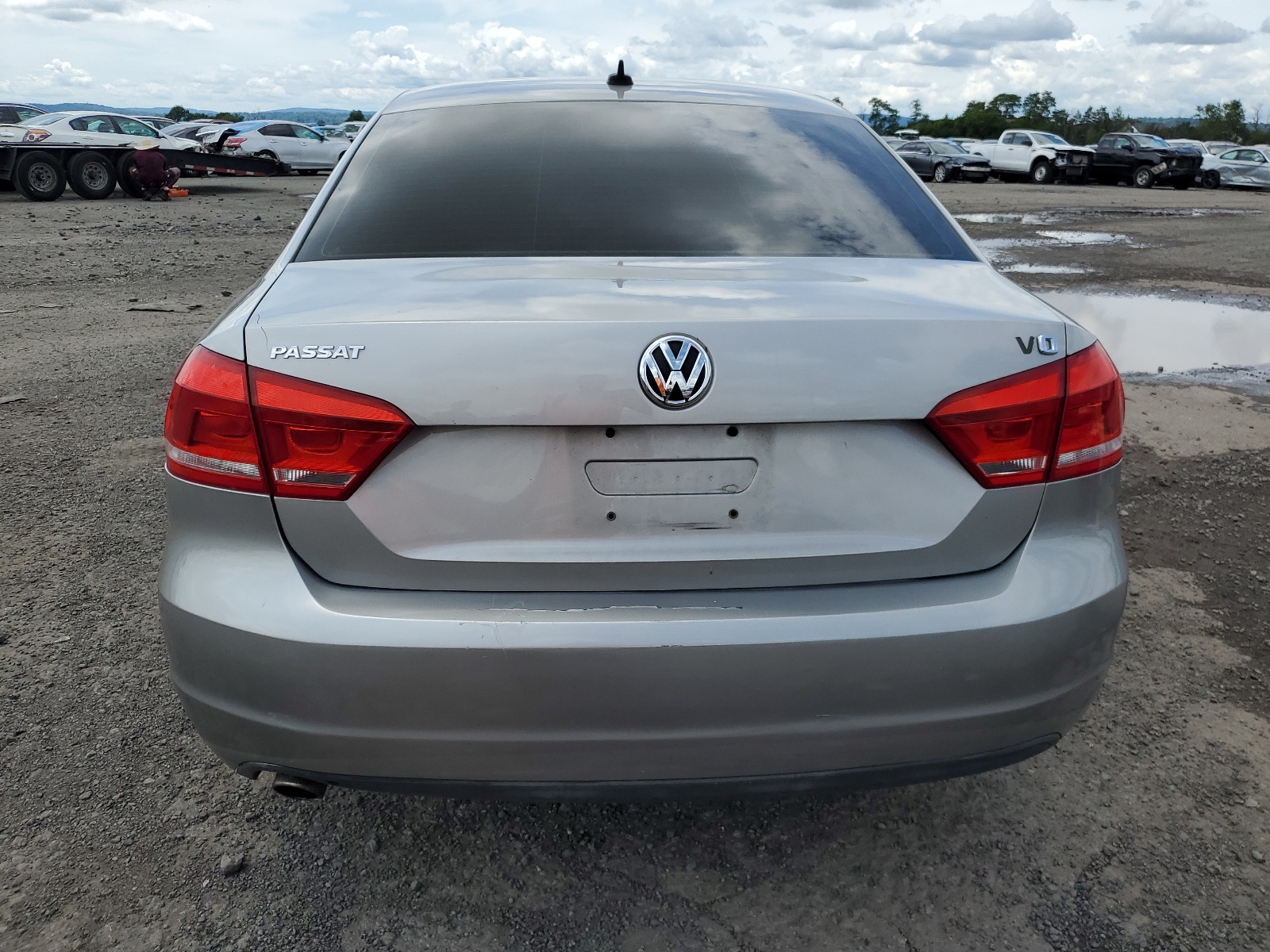 1VWBP7A30DC111512 2013 Volkswagen Passat Se