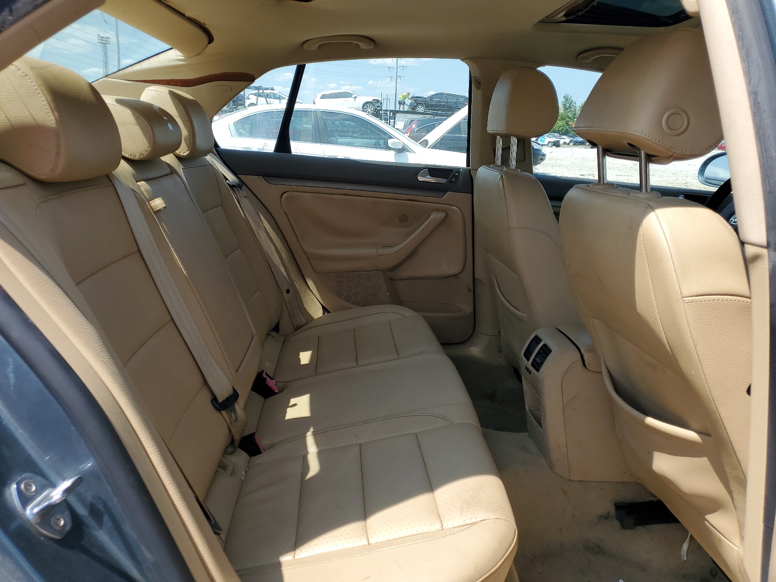 3VWSF71K66M643309 2006 Volkswagen Jetta 2.5 Option Package 1