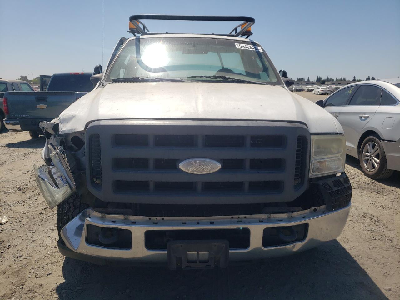 2005 Ford F250 - Image 5