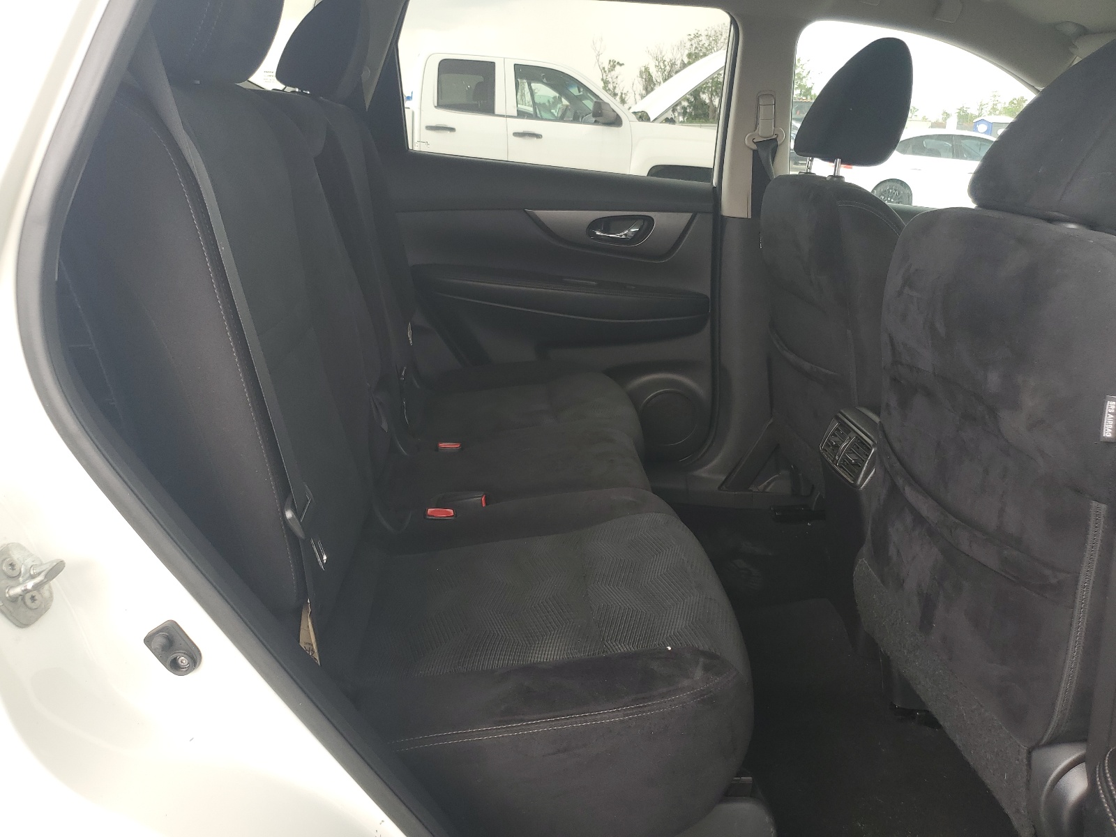 5N1AT2MT8FC831115 2015 Nissan Rogue S