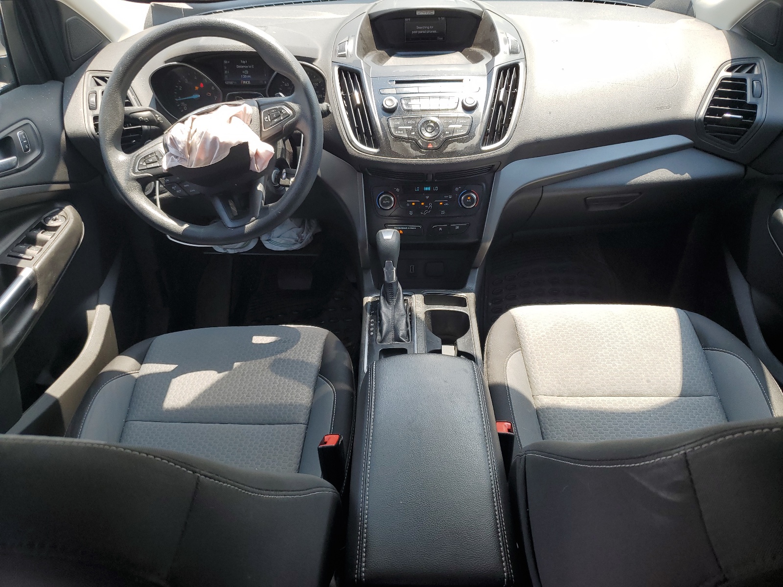 1FMCU9G92HUC81406 2017 Ford Escape Se