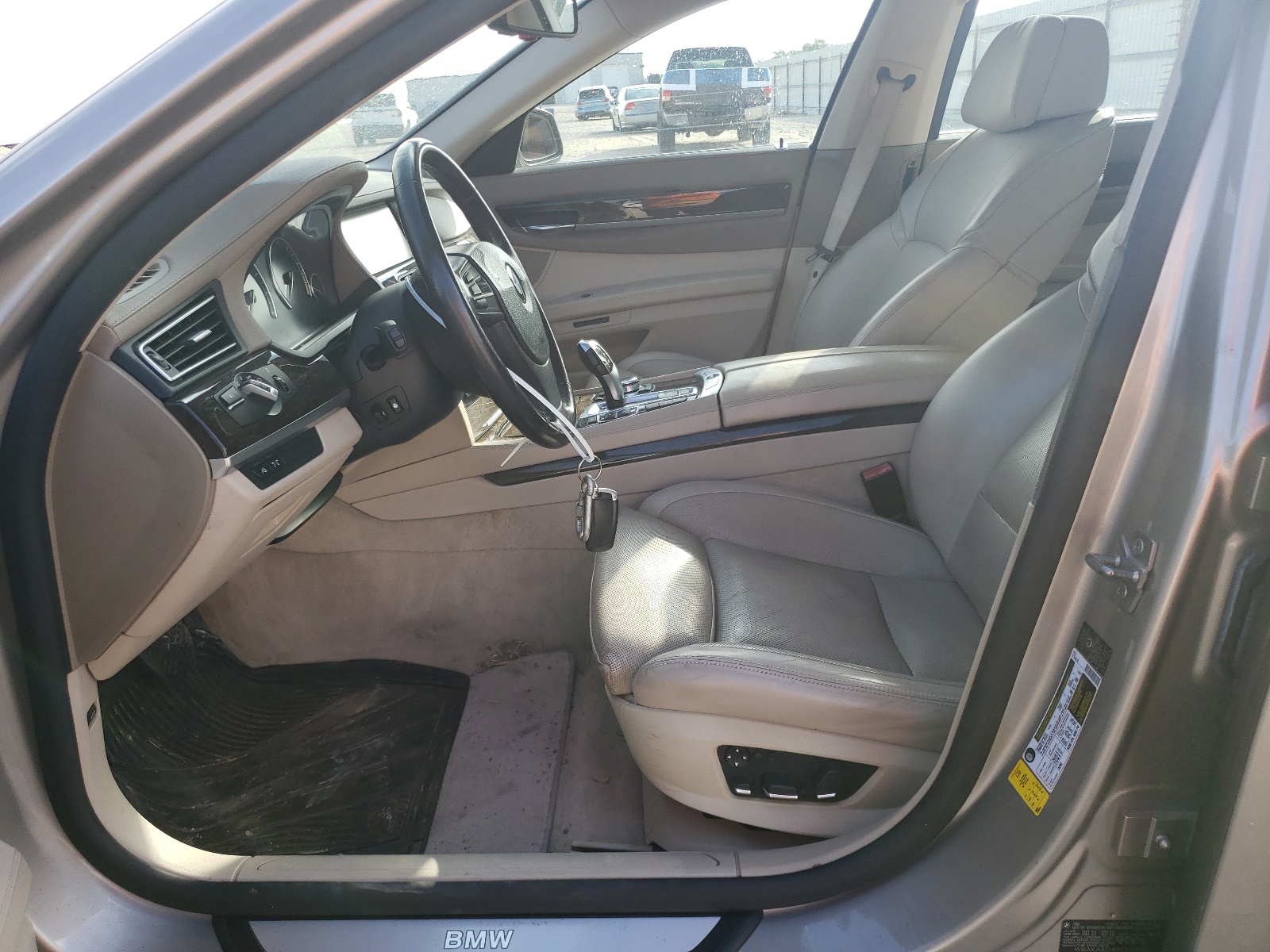 WBAKA83589CY34893 2009 BMW 750 I