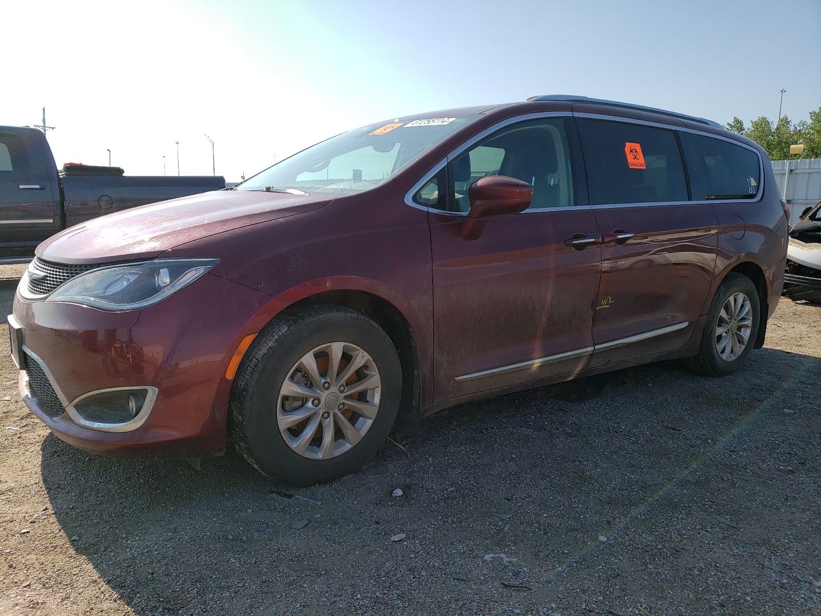 2018 Chrysler Pacifica Touring L vin: 2C4RC1BG9JR277218