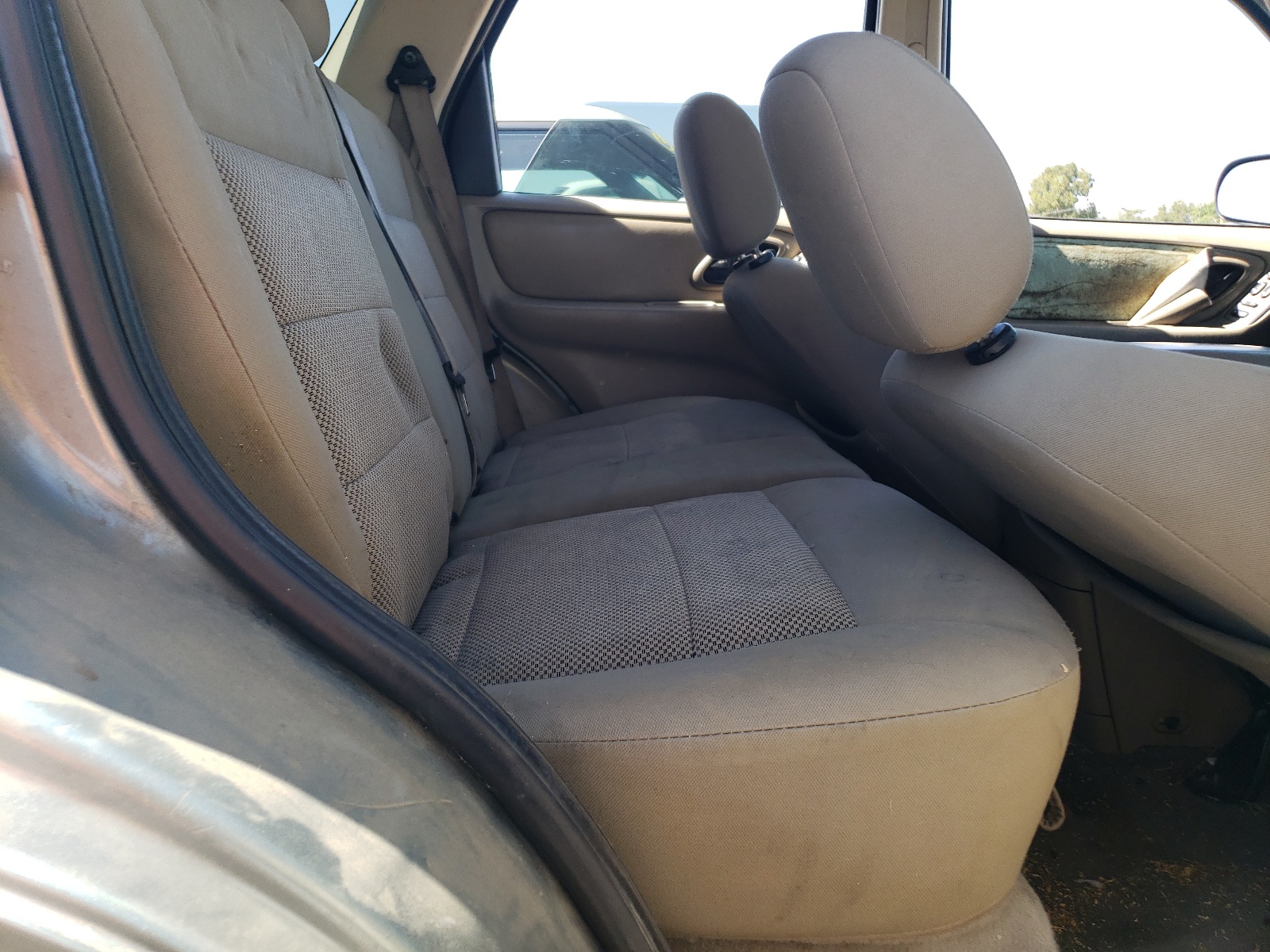 1FMYU03Z75KB43276 2005 Ford Escape Xlt