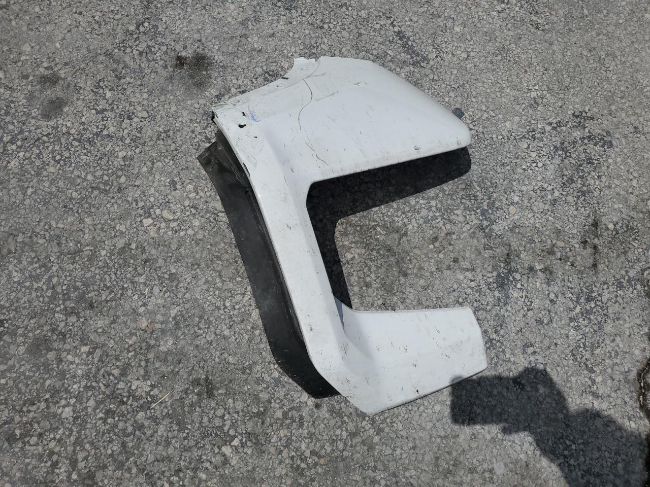 2023 Chevrolet Silverado - Image 12