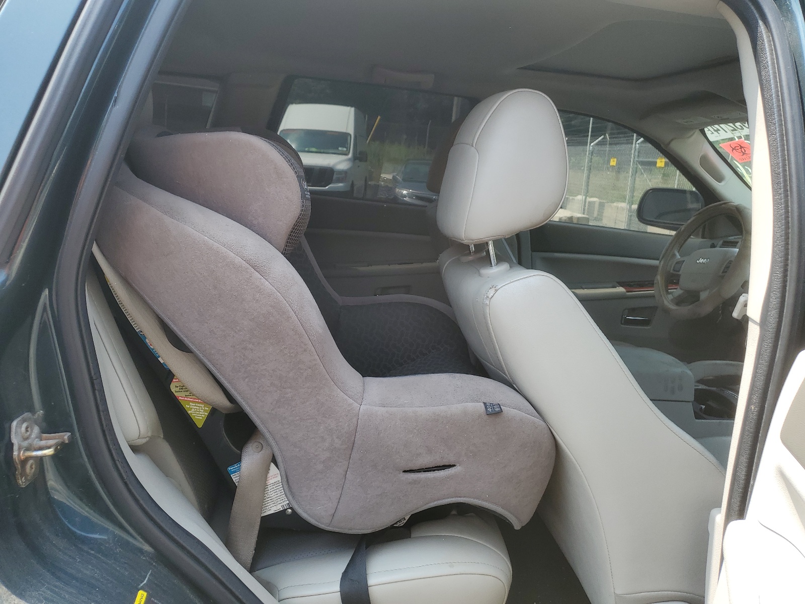 1J8HR58215C646514 2005 Jeep Grand Cherokee Limited