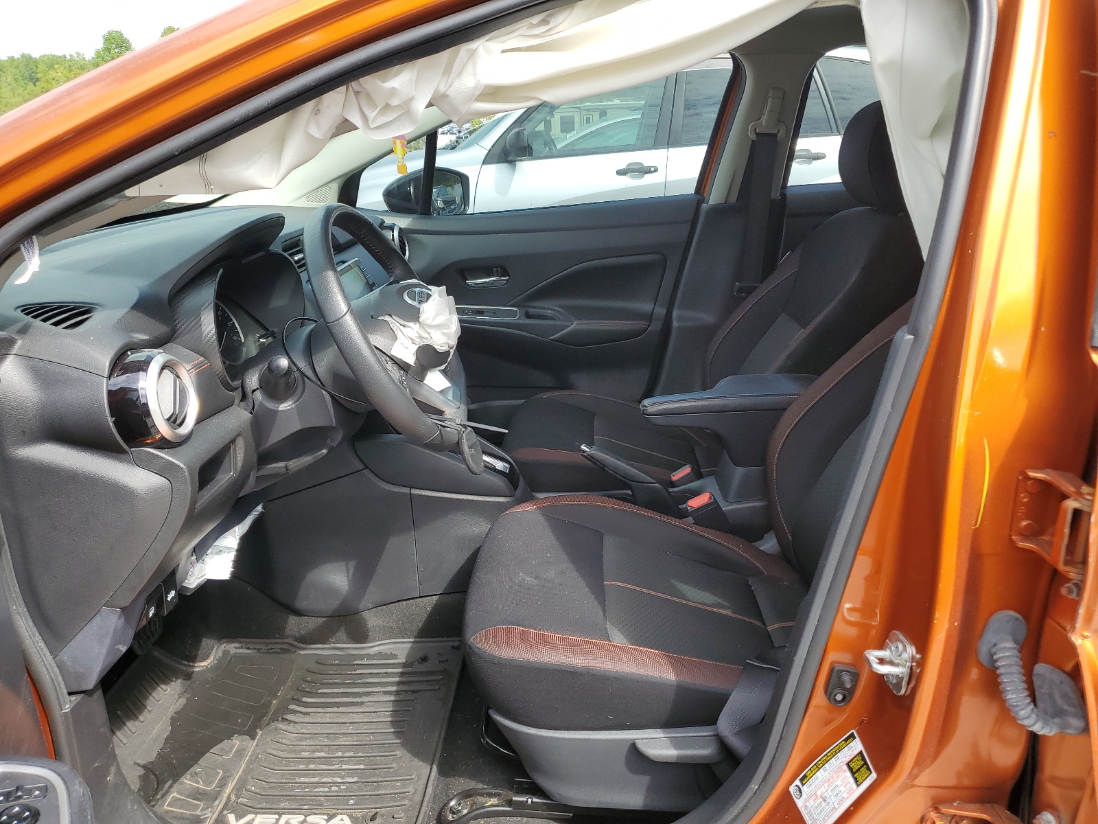 3N1CN8FV9NL847483 2022 Nissan Versa Sr