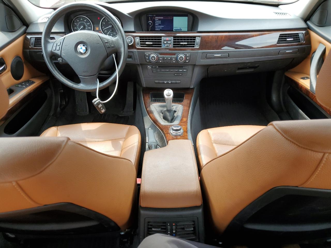 2011 BMW 335 Xi VIN: WBAPL5C55BA983018 Lot: 59892374