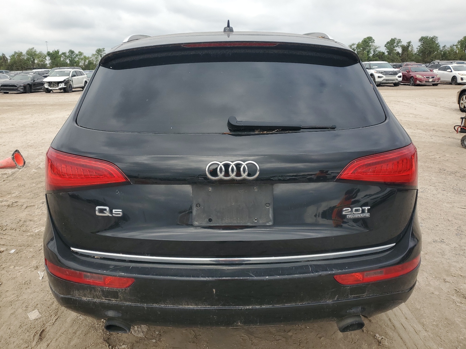 2016 Audi Q5 Premium vin: WA1C2AFP1GA013985