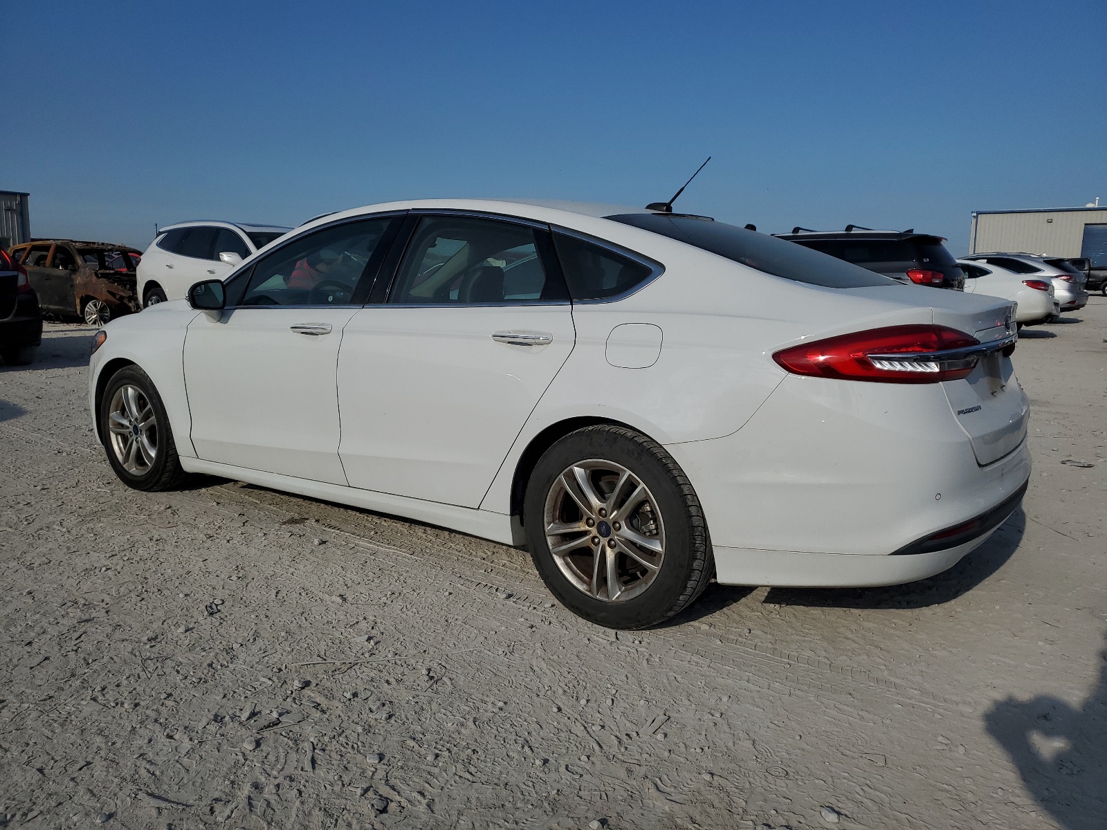 2018 Ford Fusion Se vin: 3FA6P0HD3JR159261