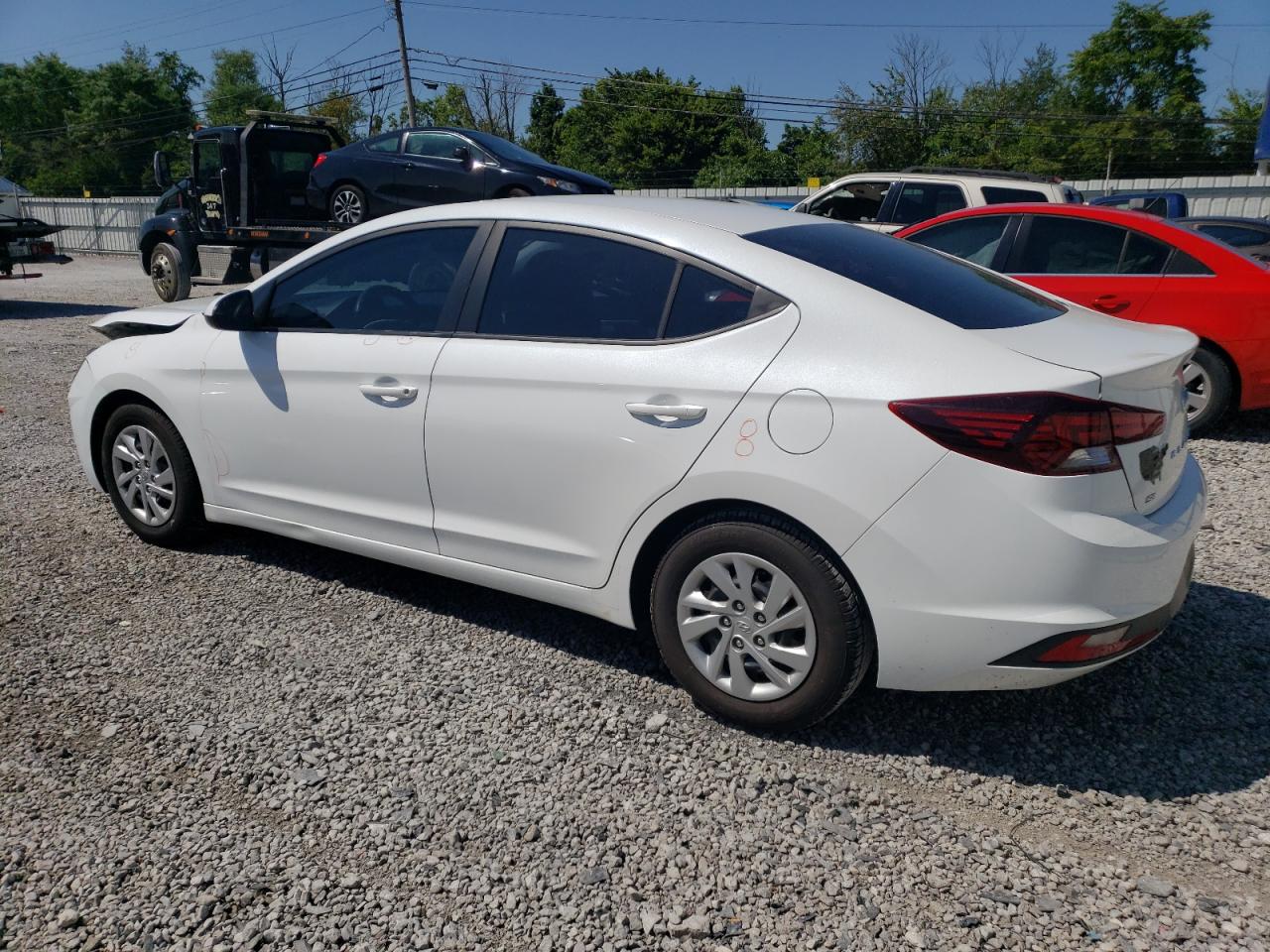 2019 Hyundai Elantra - Image 2