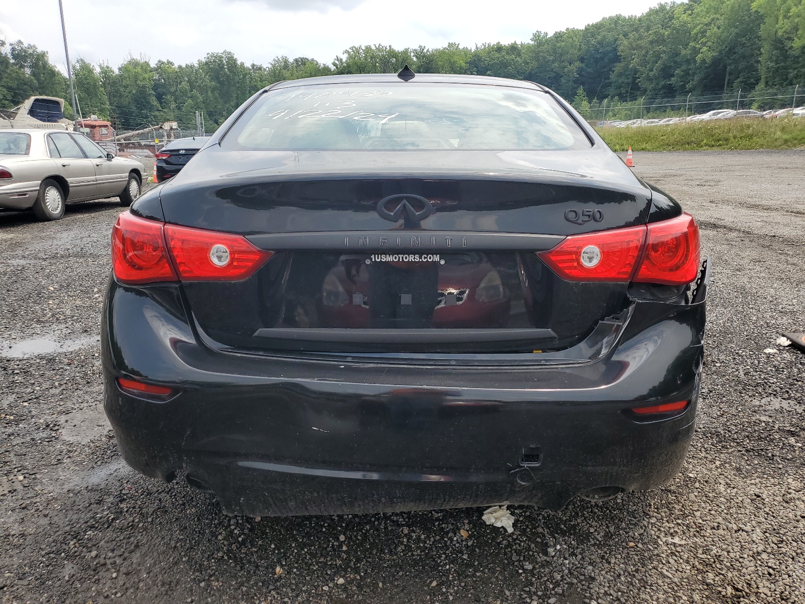 JN1EV7AP6HM737822 2017 Infiniti Q50 Premium