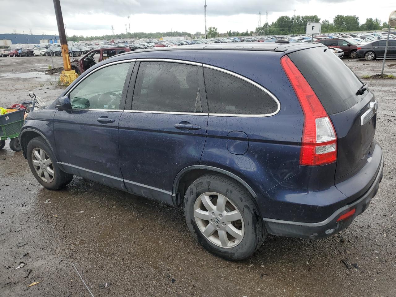 2008 Honda CR-V - Image 2