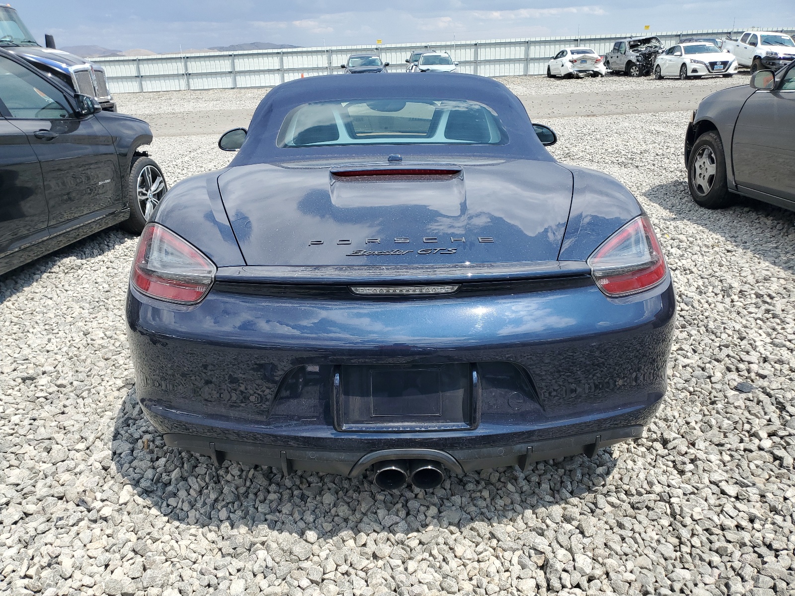 WP0CB2A8XFS140545 2015 Porsche Boxster S