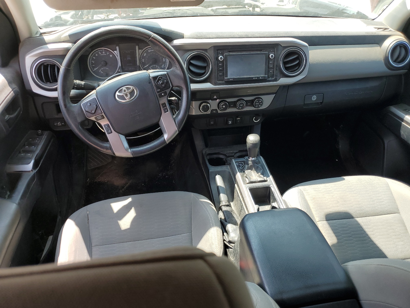 3TMCZ5AN5KM230630 2019 Toyota Tacoma Double Cab