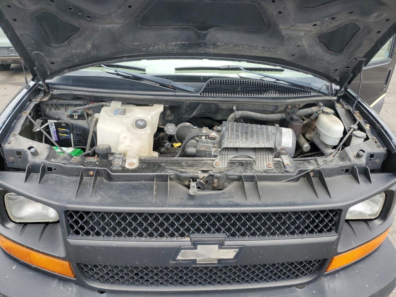 2005 Chevrolet Express G1500 VIN: 1GCFG15T051112510 Lot: 61901684