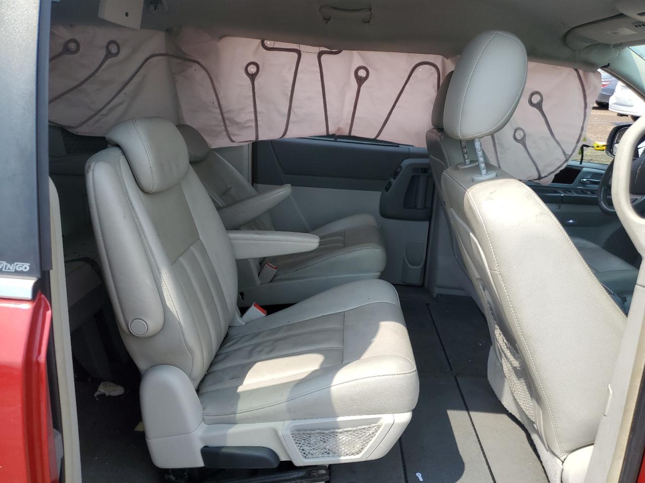 2010 Chrysler Town & Country Touring VIN: 2A4RR5D1XAR110178 Lot: 62940614