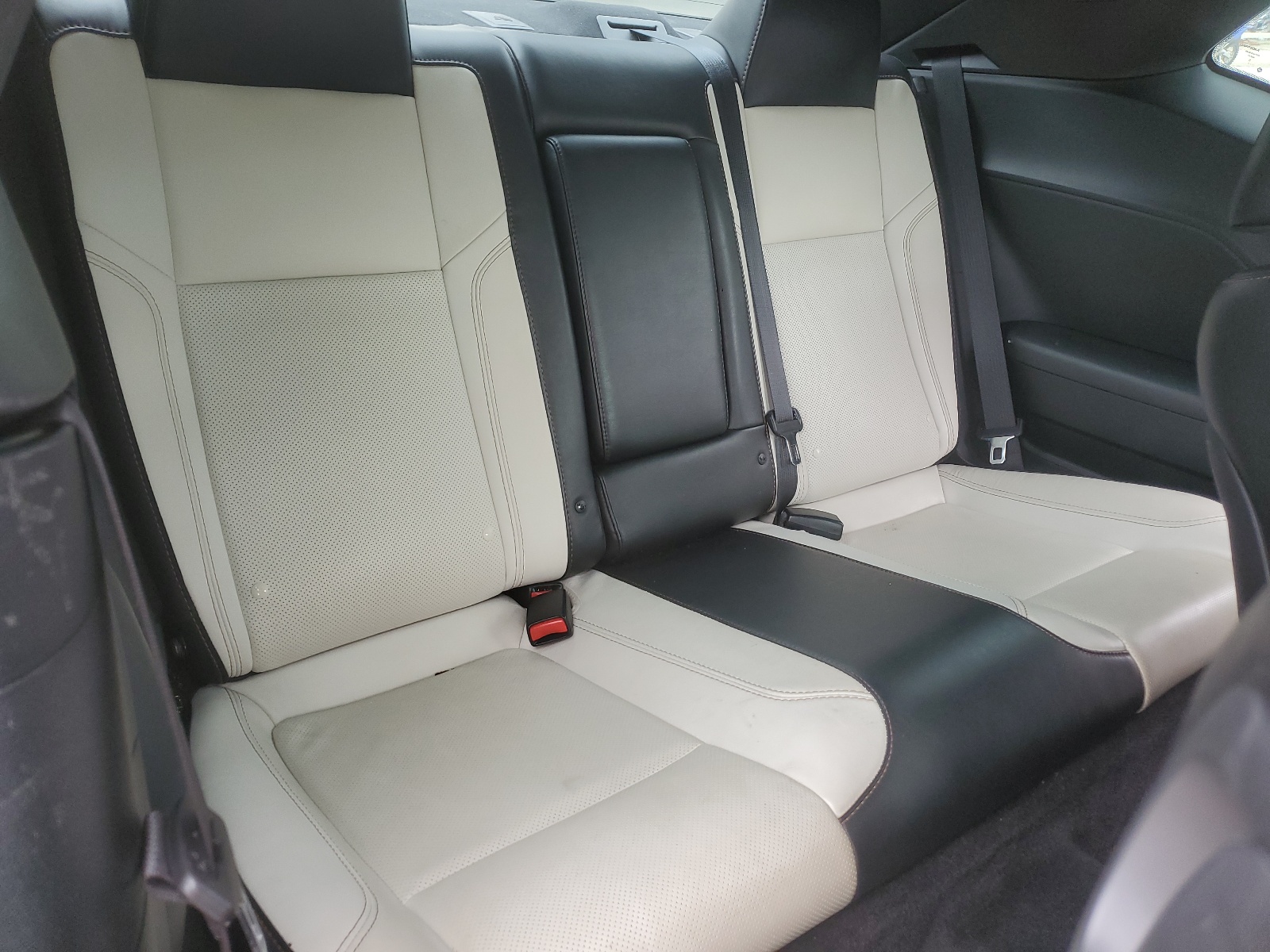 2C3CDZBT4JH132709 2018 Dodge Challenger R/T