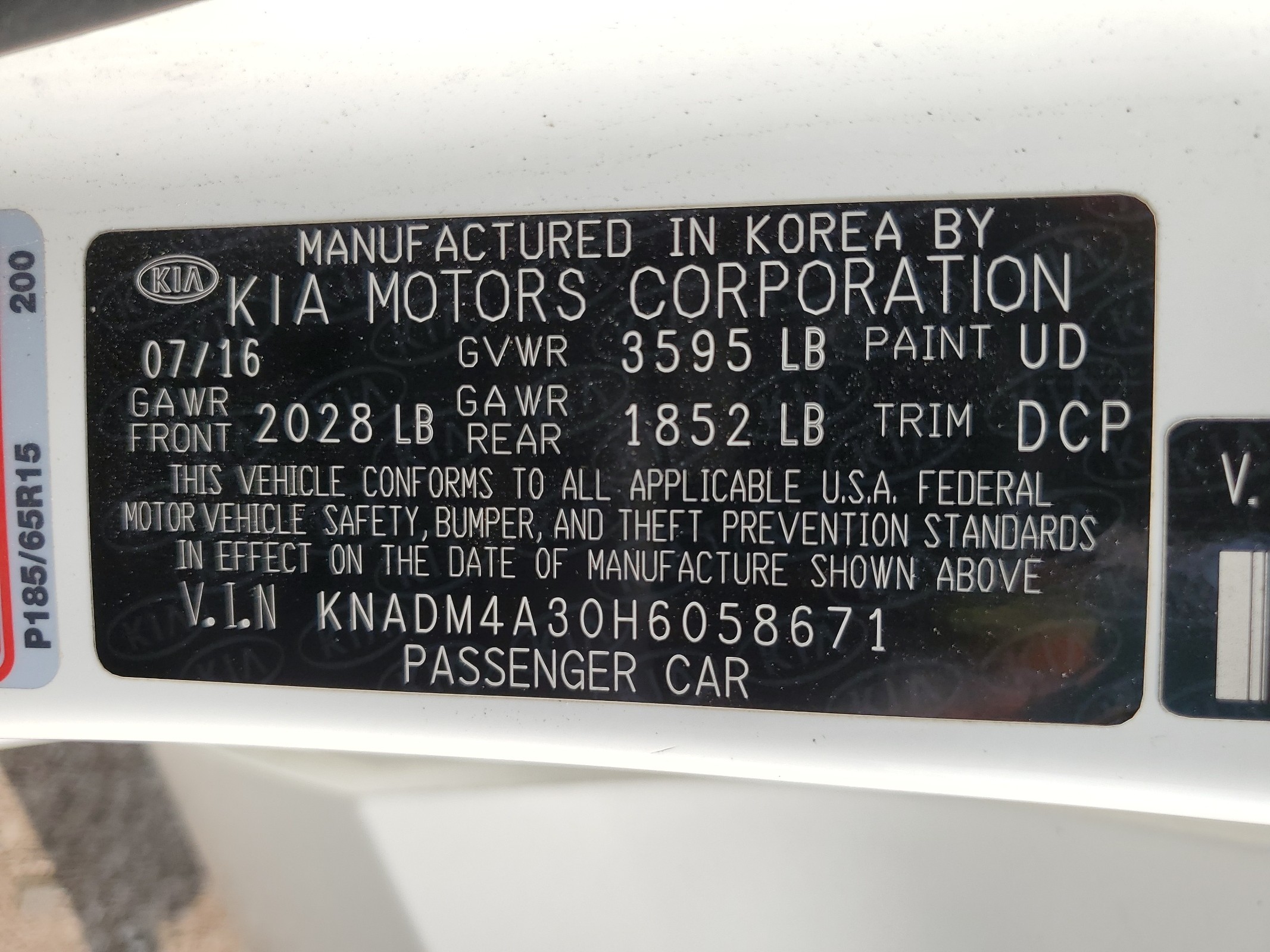 KNADM4A30H6058671 2017 Kia Rio Lx